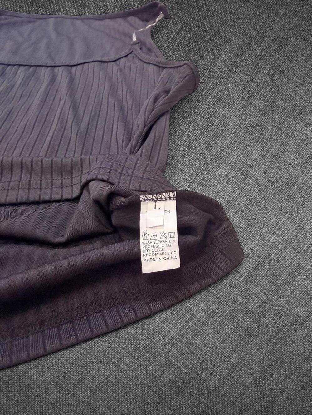 Black Ribbed Sheer Tank Top Size Large Fits Medium/Small - Picture 4 of 8